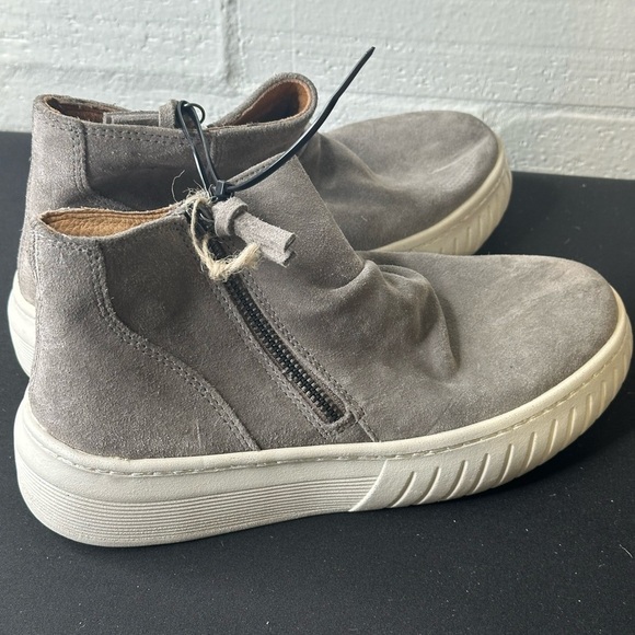 Sofft Gray Leather Ankle Boots Size 6 - Picture 4 of 6